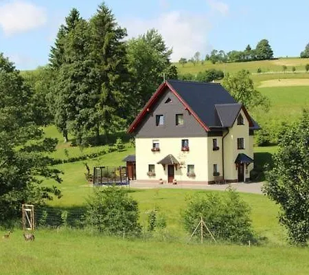 In Voigtsdorf Mit Garten, Grill Und Gemeinschaftlichem Pool *