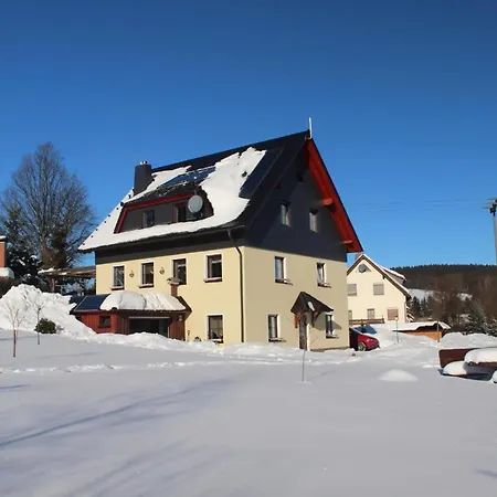 In Voigtsdorf Mit Garten, Grill Und Gemeinschaftlichem Pool Apartment Dorfchemnitz